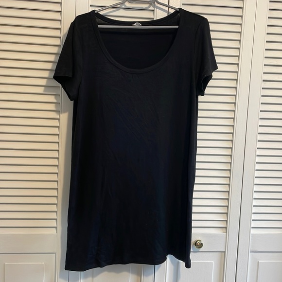 Wilfred Free l T-Shirt - Picture 1 of 3